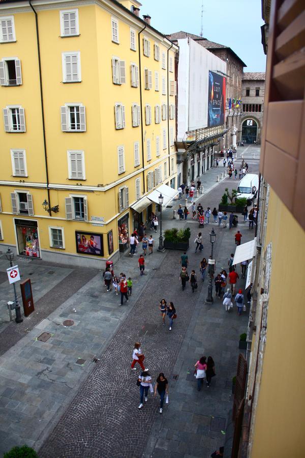 Il Tenore D'Oro Centralissimo Apartment ปาร์มา ภายนอก รูปภาพ